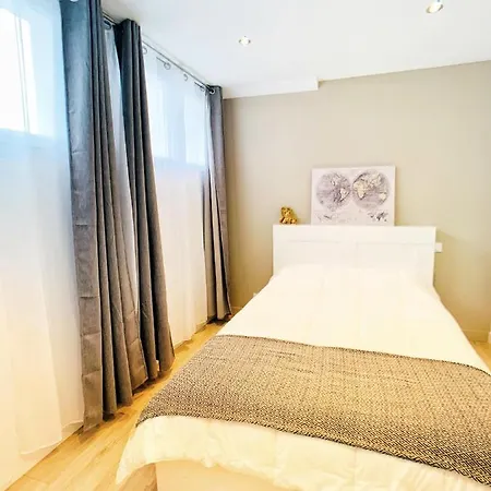 Apartment De Gout T3 42m2 Calme Privee Avec Parking Au Centre De *