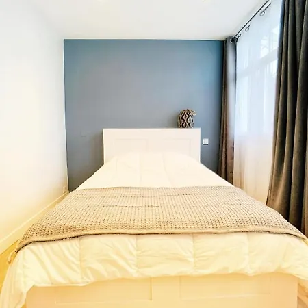 De Gout T3 42m2 Calme Privee Avec Parking Au Centre De Apartment Vannes